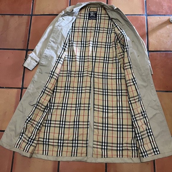Vintage Burberrys Women's Trench Coat Made in England Nova Check Small - Picture 2 of 9